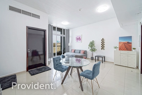 Apartment - Provident Estate