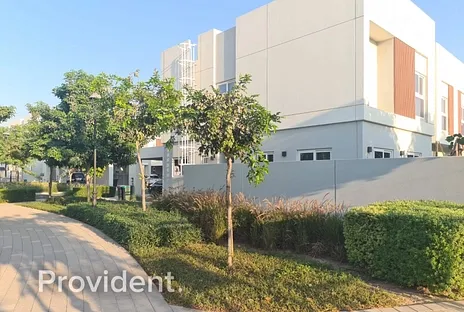 Villa - Provident Estate