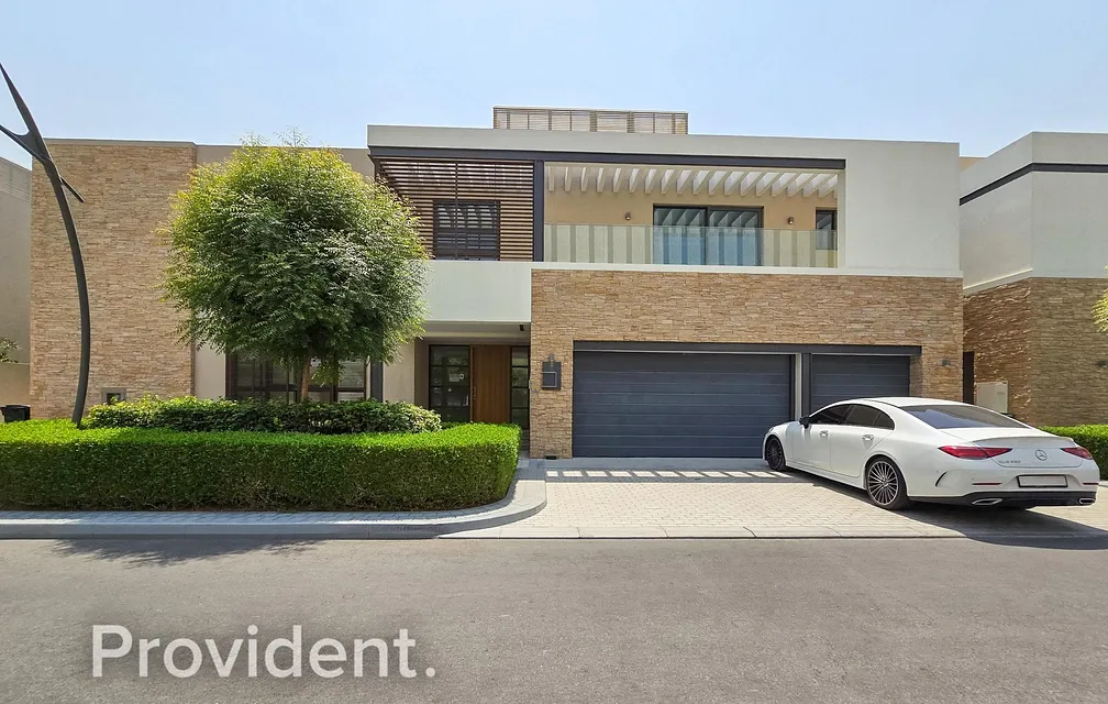 Villa - Provident Estate