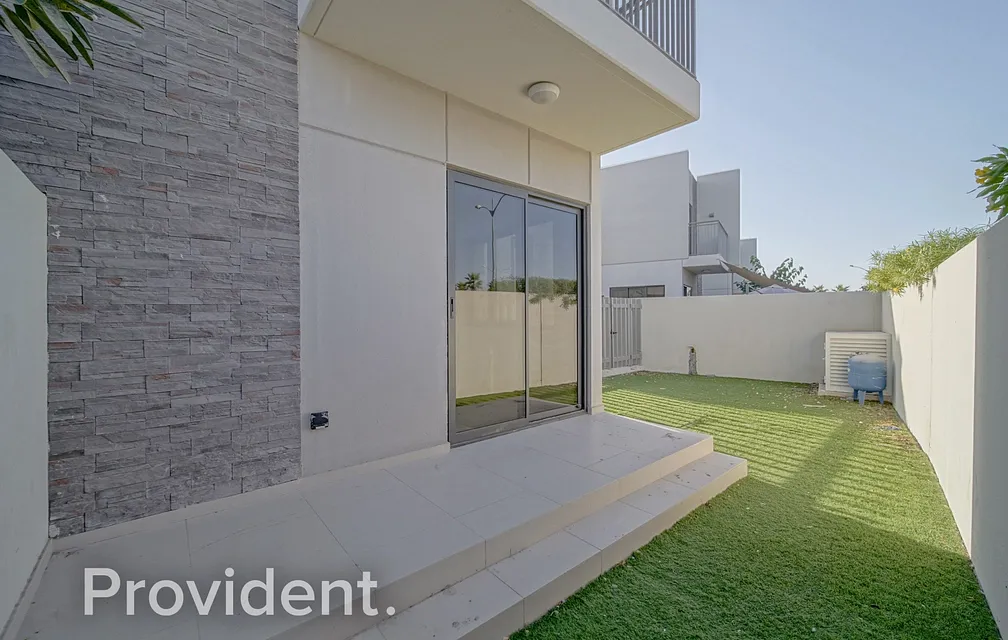 Villa - Provident Estate