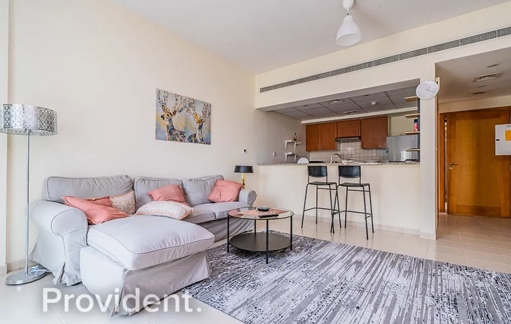 Apartment - Provident Estate