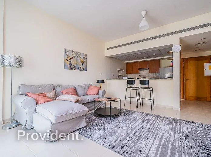 Apartment - Provident Estate