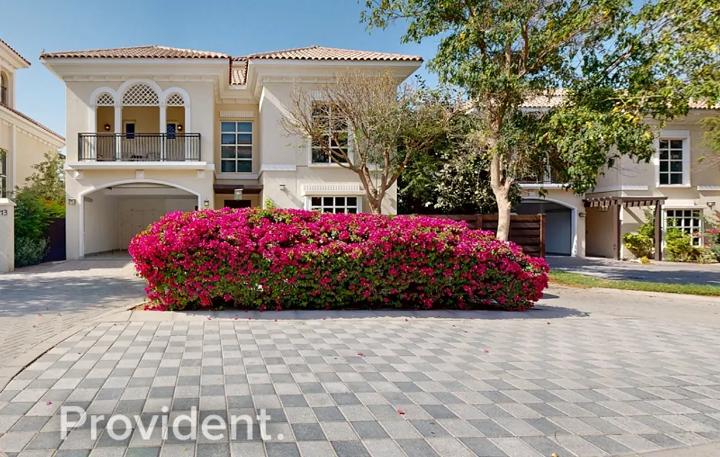 Villa - Provident Estate
