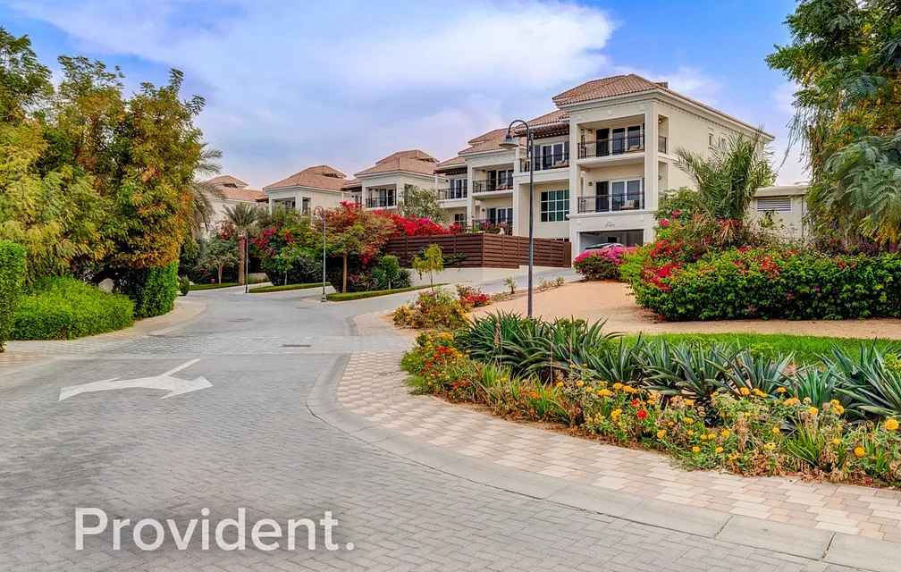 Villa - Provident Estate