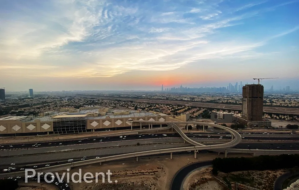 Apartment - Provident Estate