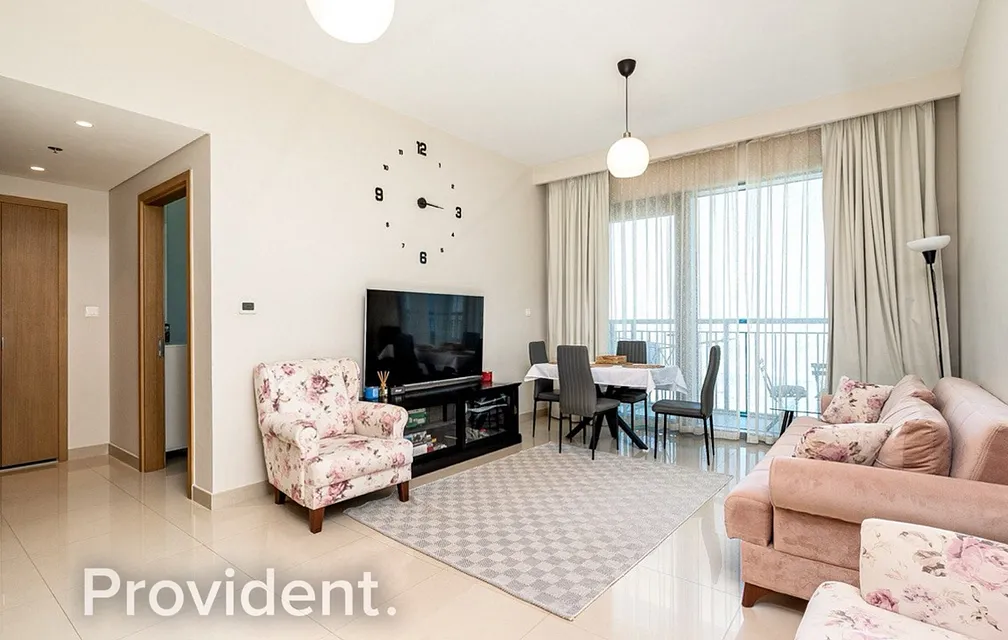 Apartment - Provident Estate