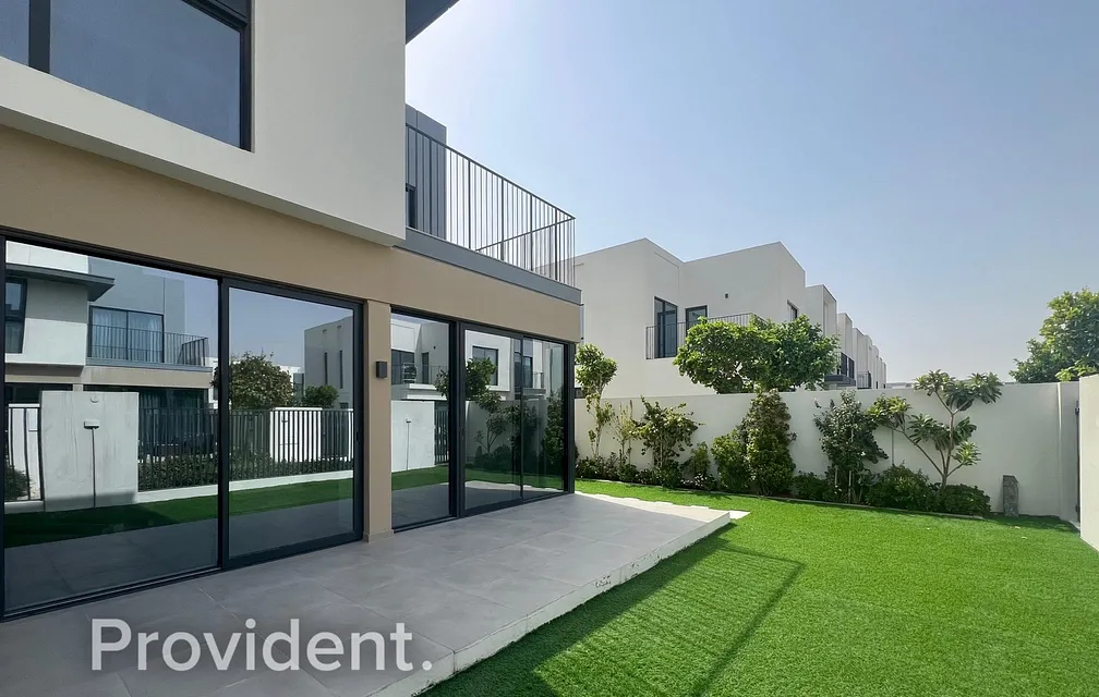 Villa - Provident Estate