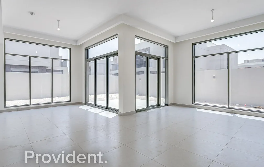 Villa - Provident Estate