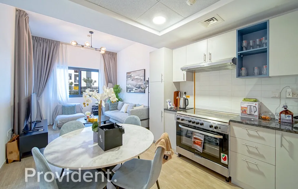 Apartment - Provident Estate