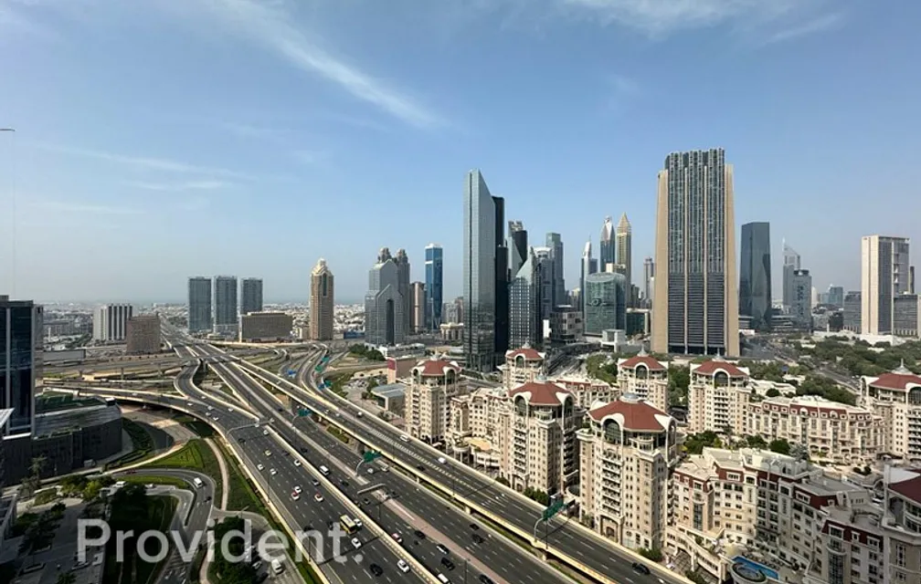 Apartment - Provident Estate