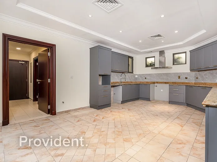 Villa - Provident Estate