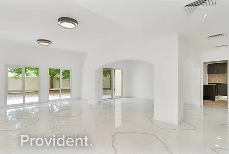 Villa - Provident Estate