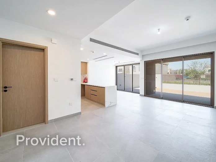 Villa - Provident Estate