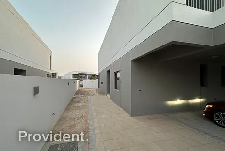 Villa - Provident Estate