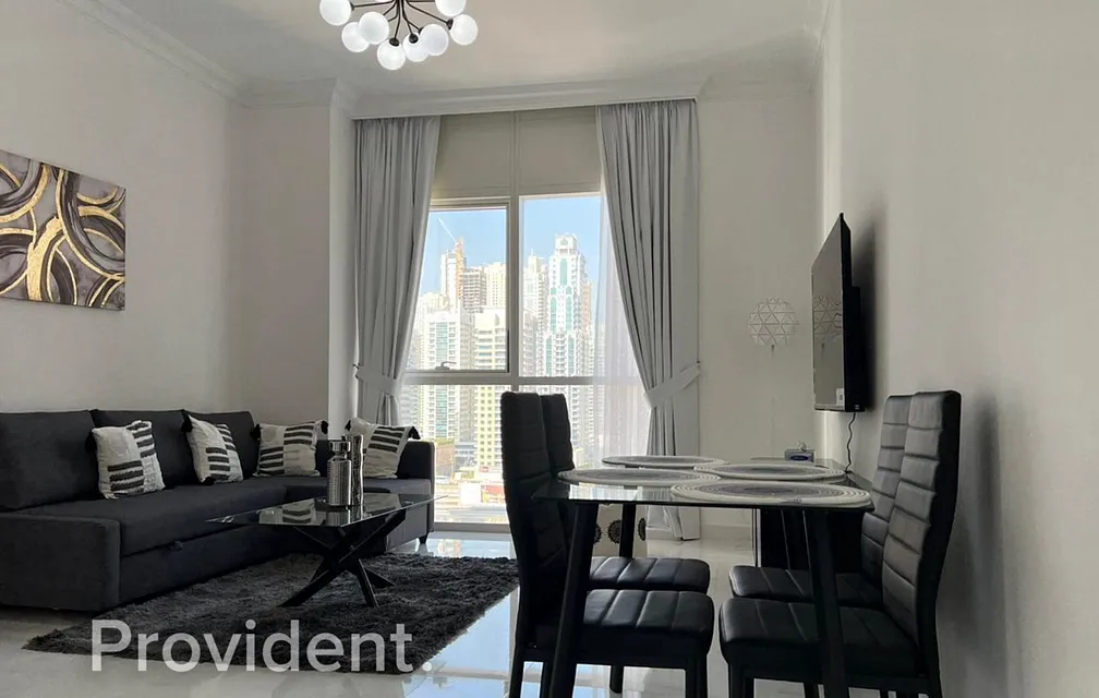 Apartment - Provident Estate