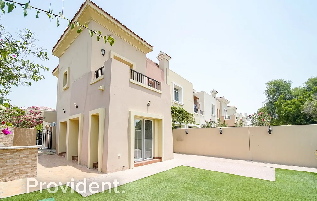 Villa - Provident Estate