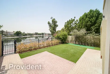 Villa - Provident Estate