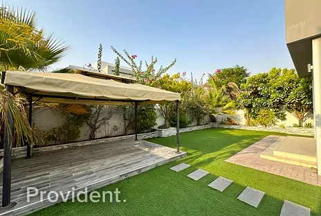 Villa - Provident Estate