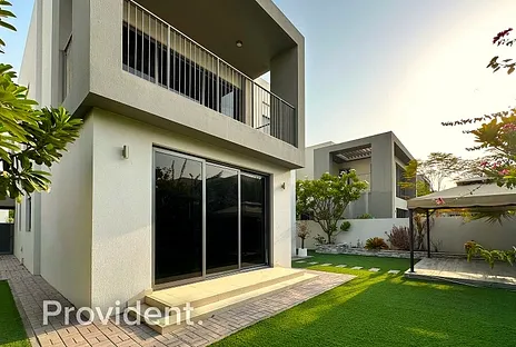 Villa - Provident Estate