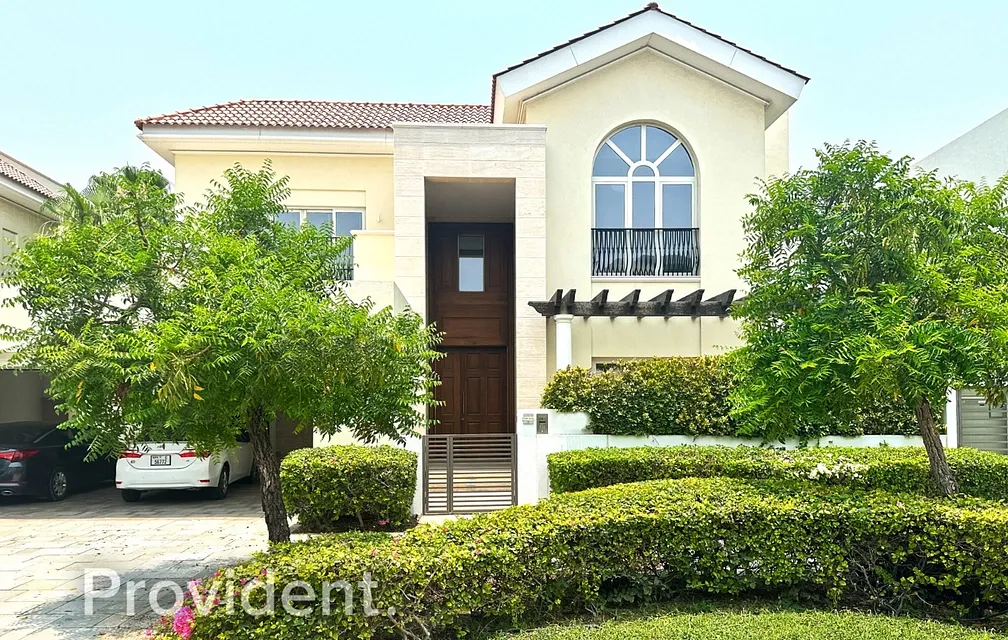 Villa - Provident Estate