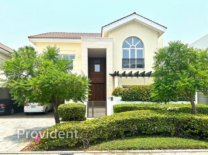 Villa - Provident Estate