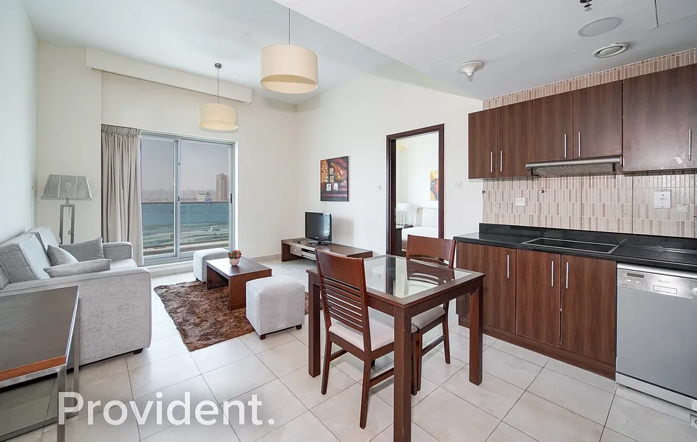Apartment - Provident Estate