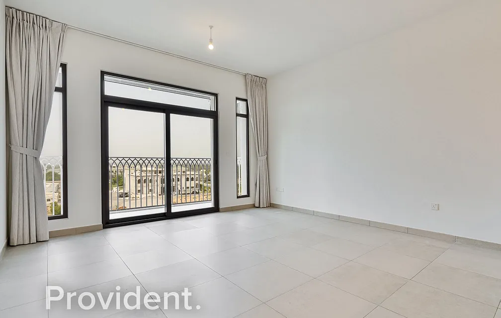 Apartment - Provident Estate