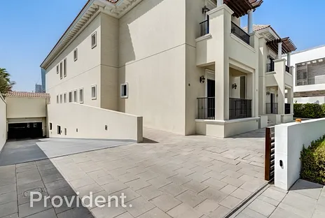 Villa - Provident Estate