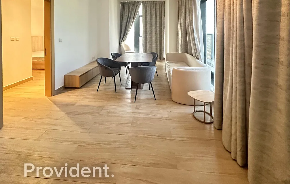 Apartment - Provident Estate