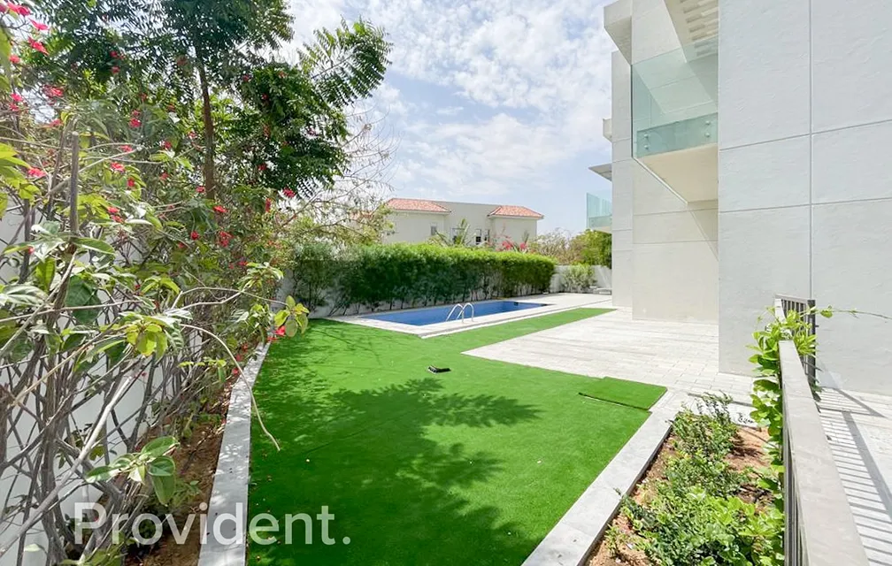 Villa - Provident Estate