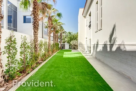 Villa - Provident Estate