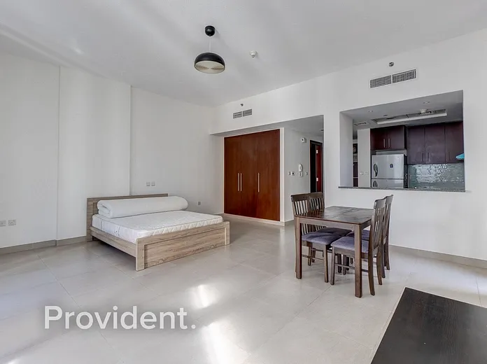 Apartment - Provident Estate
