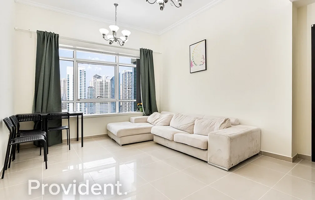 Apartment - Provident Estate