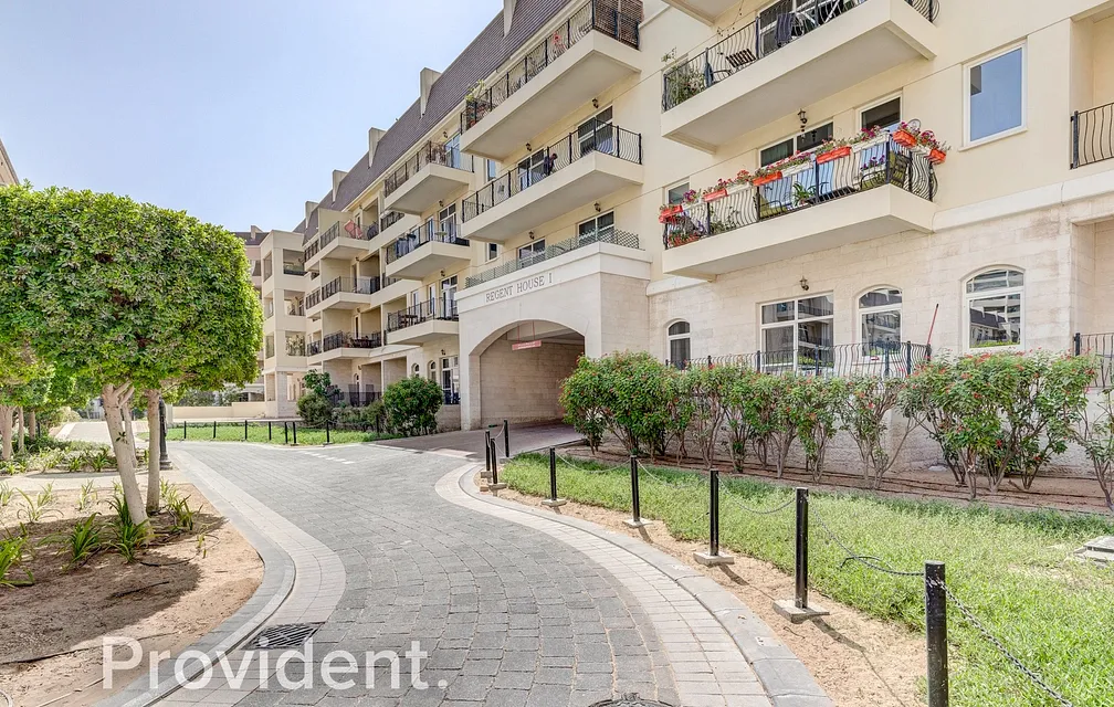 Apartment - Provident Estate
