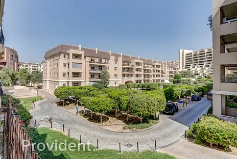 Apartment - Provident Estate