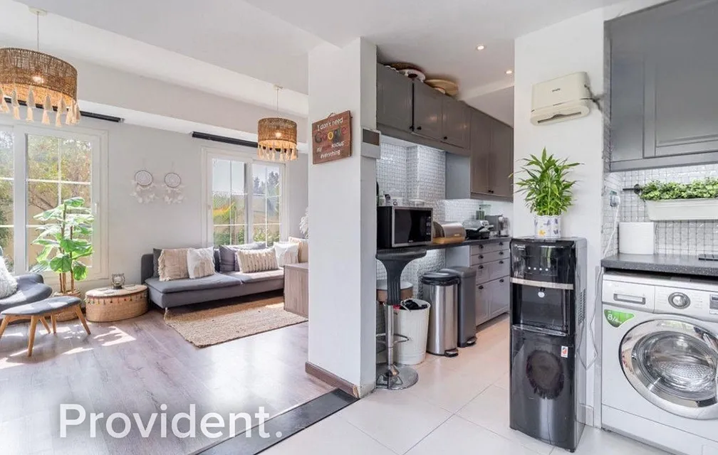 Villa - Provident Estate
