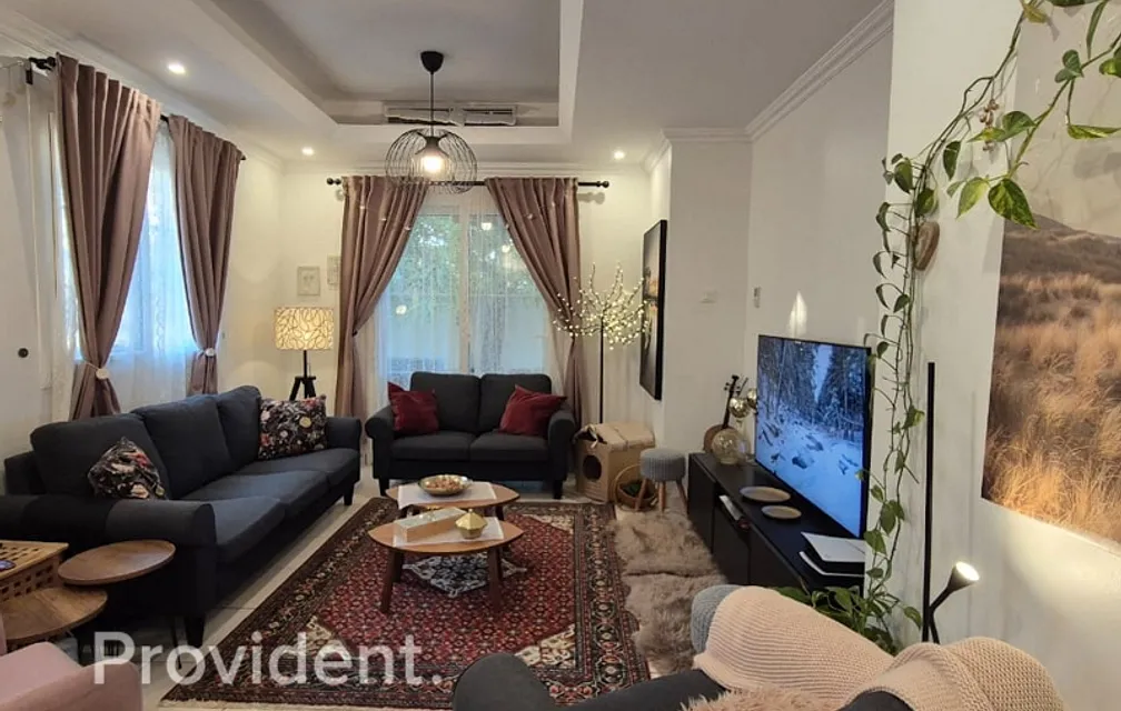 Villa - Provident Estate