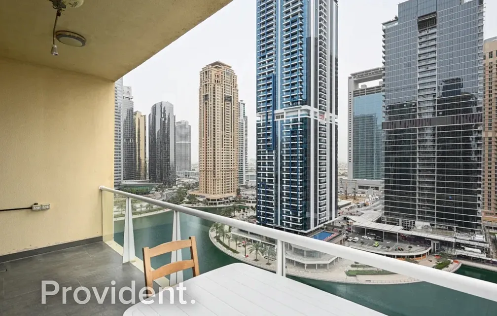Apartment - Provident Estate