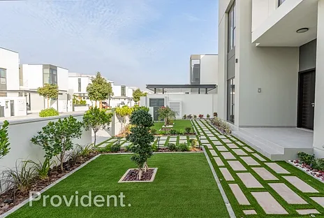 Villa - Provident Estate