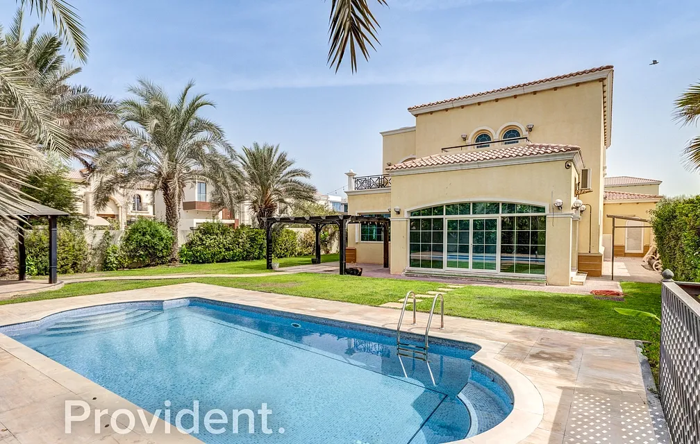 Villa - Provident Estate
