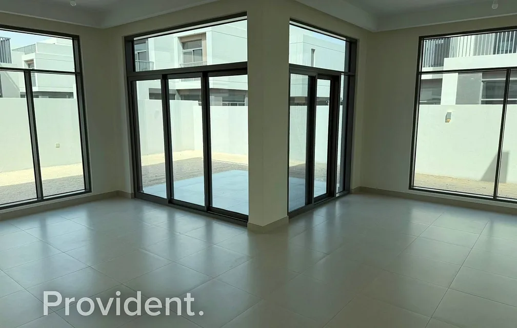Villa - Provident Estate