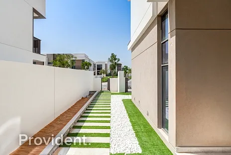 Villa - Provident Estate