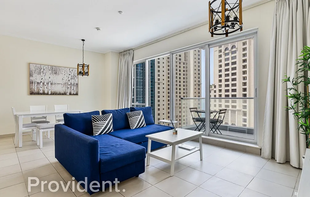 Apartment - Provident Estate