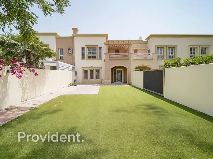 Villa - Provident Estate