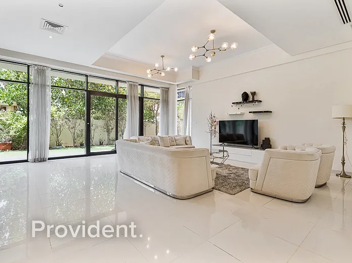 Villa - Provident Estate