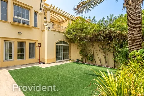Villa - Provident Estate