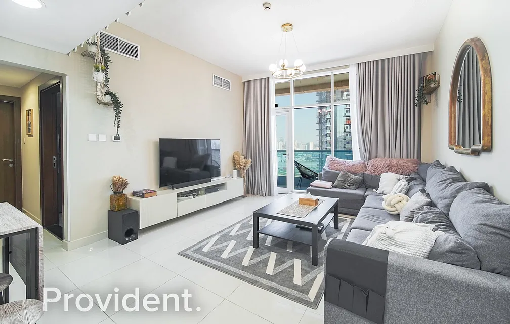 Apartment - Provident Estate