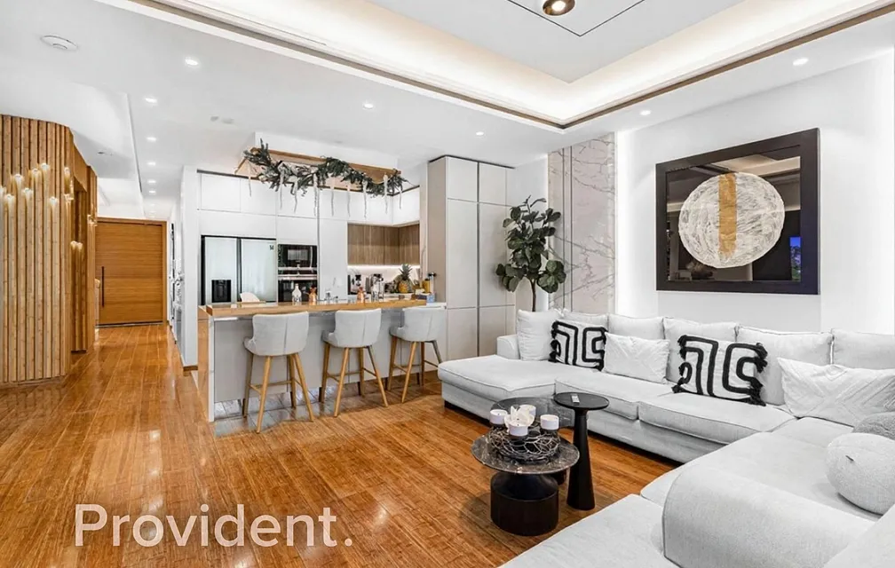 Villa - Provident Estate