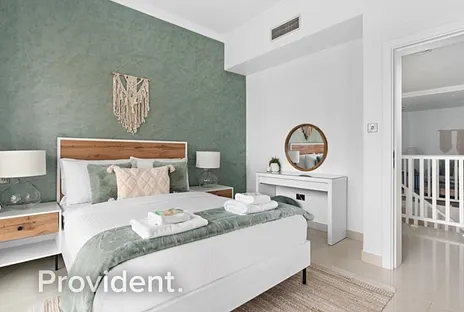 Apartment - Provident Estate