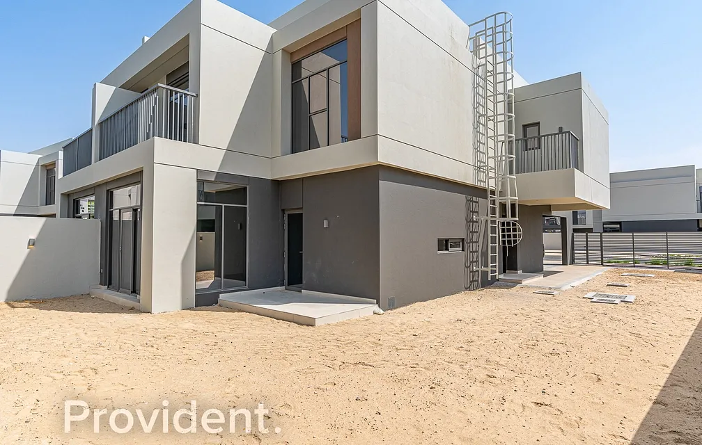 Villa - Provident Estate